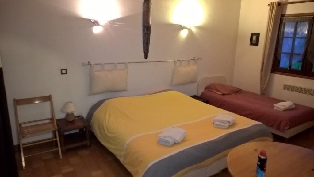 Parfums D'Azur Bed & Breakfast Ле Кане Стая снимка