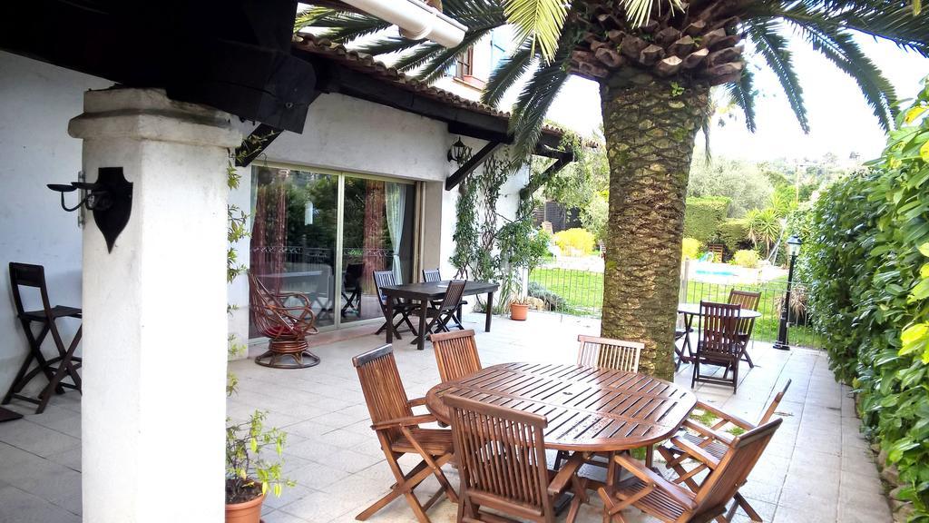 Parfums D'Azur Bed & Breakfast Ле Кане Стая снимка