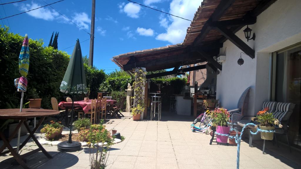 Parfums D'Azur Bed & Breakfast Ле Кане Екстериор снимка