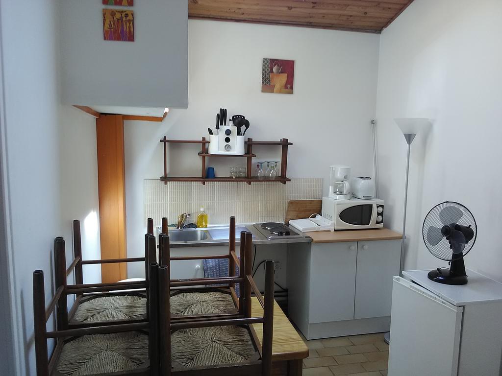 Parfums D'Azur Bed & Breakfast Ле Кане Екстериор снимка