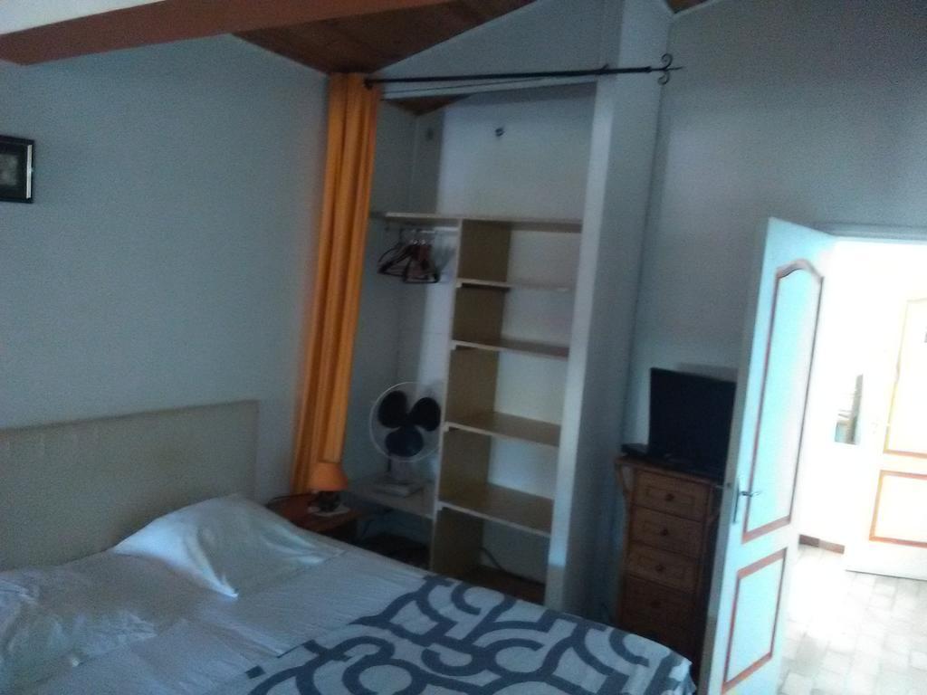 Parfums D'Azur Bed & Breakfast Ле Кане Екстериор снимка